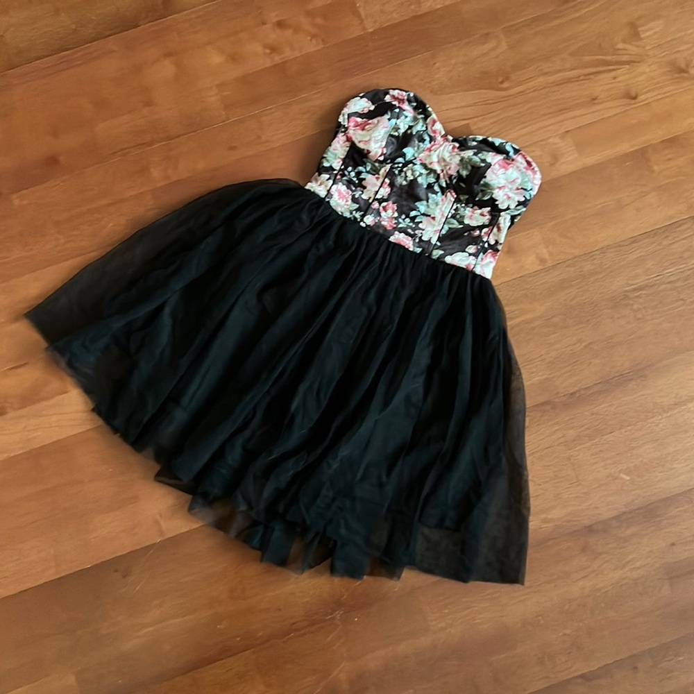 HOLLISTER DRESS - Picture 2 of 7